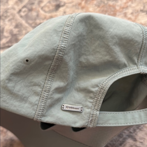 Lululemon running hat - Picture 2 of 3
